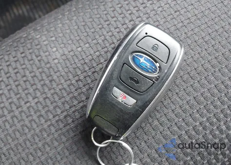 2020 Subaru Outback Premium z USA, uszkodzony, nr VIN 4S4BTACC8L3183030